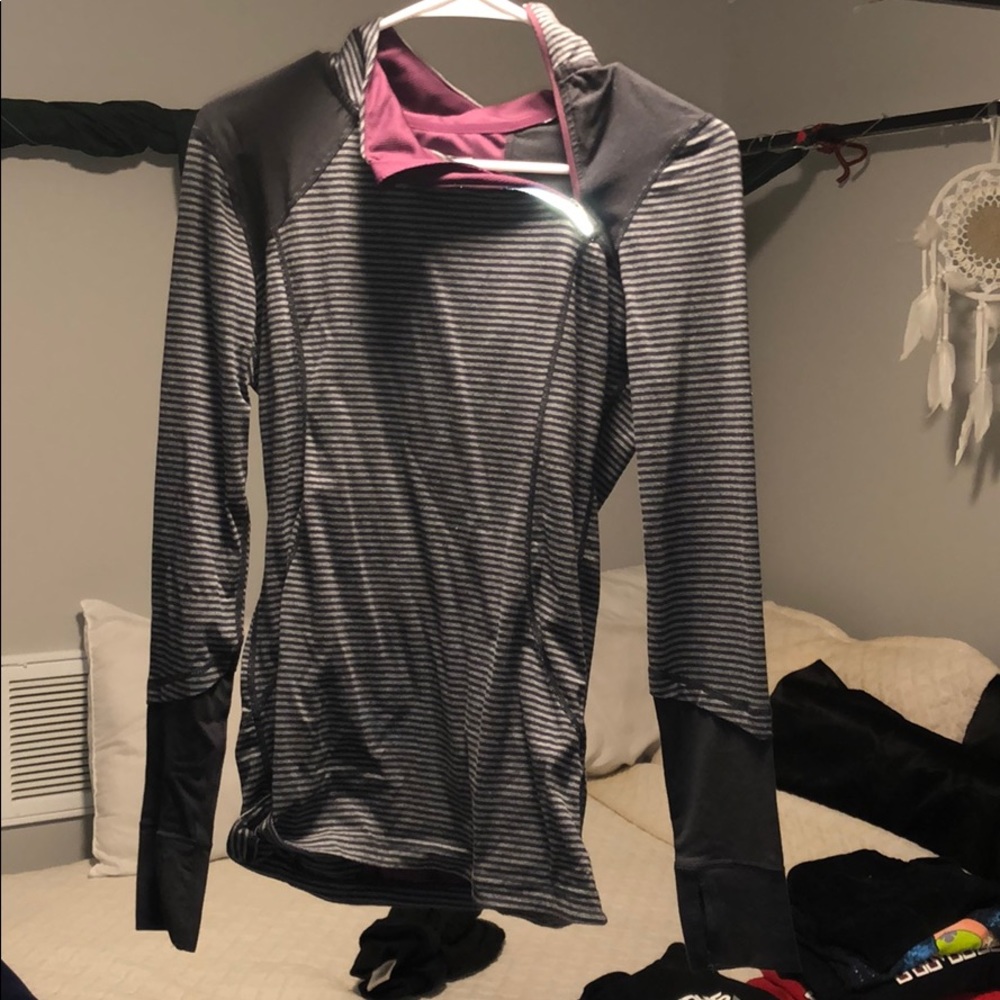 Athletic pullover